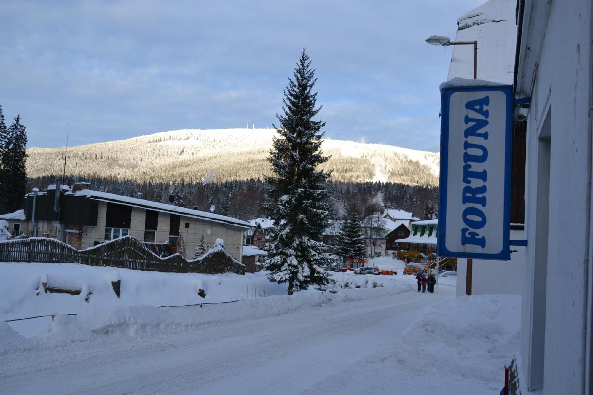 Hostel Fortuna Špindlerŭv Mlýn Exterior foto